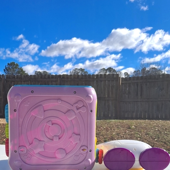 VTech Sort And Discover Activity Cube & Fisher-Price Nursery Rhymes CD Player - Picture 7 of 8